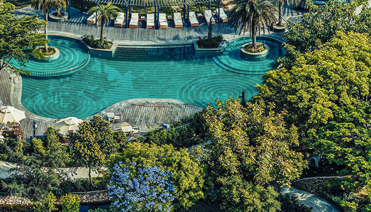 Poolview